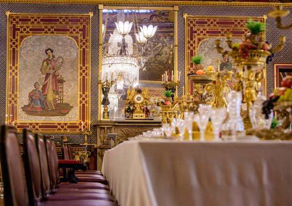 decorative art around table at Royal Pavilion